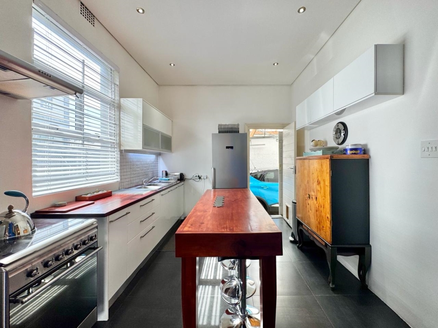 3 Bedroom Property for Sale in Woodstock Western Cape